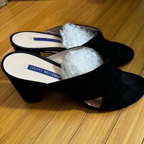 WOMENS STUART WEITZMAN BLACK BLOCK HEEL MULES! 9 - Picture 1 of 8